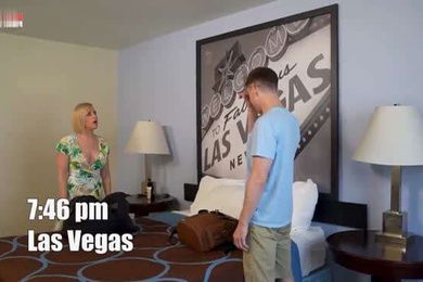 继母和继子在维加斯度假时同睡